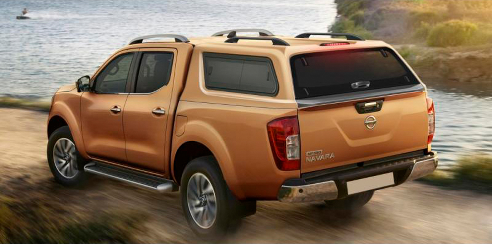 Cúpula Maxliner S3 Nissan NP300 cristales oscuros