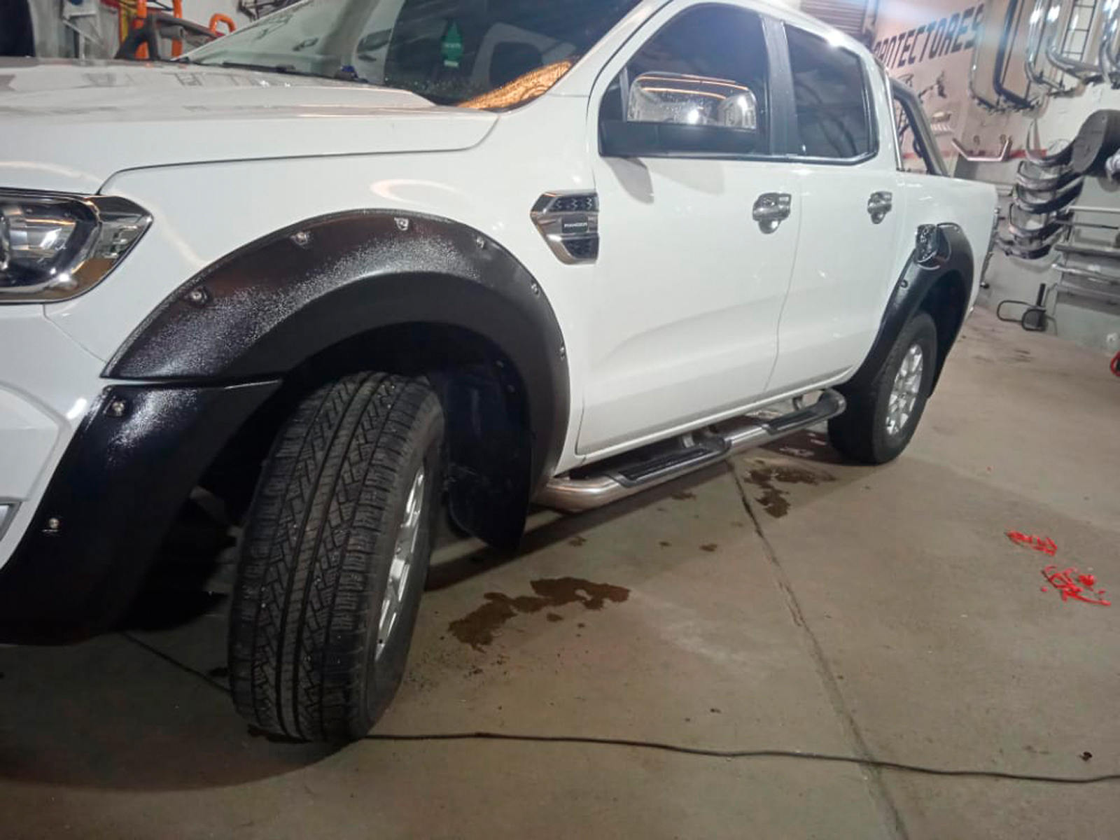 Fenders Spaco Plástico Ford Ranger T6 Negro - Image 3