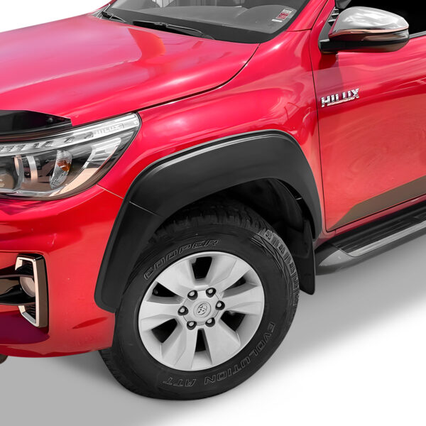 Fenders Lisos Sin Agujeros Maxliner Plástico ABS Negro Toyota Revo 2016+