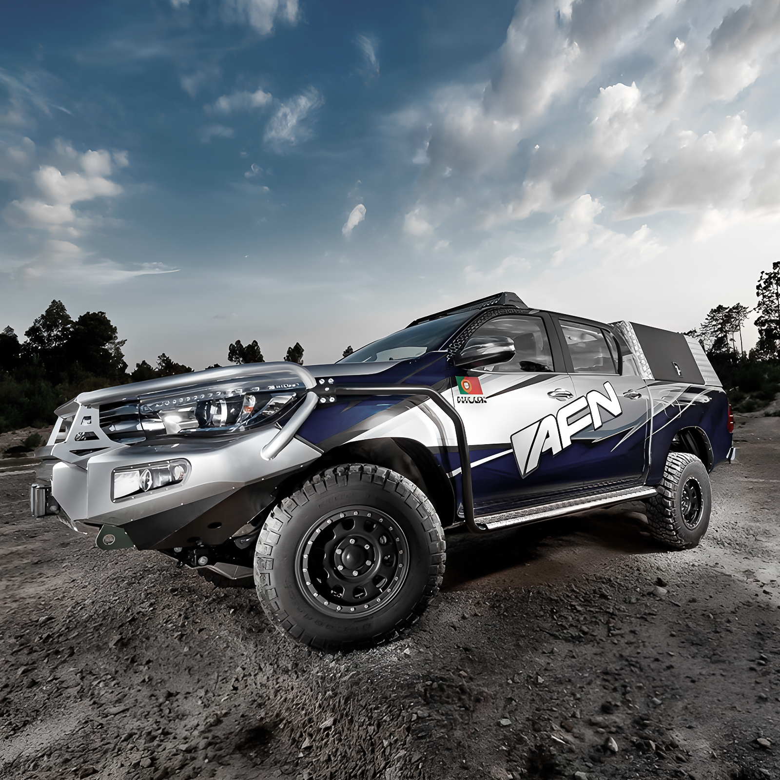 Defensa Con Bull Bar AFN Acero Carbono Cromado Toyota Hilux Vigo 2005-2015