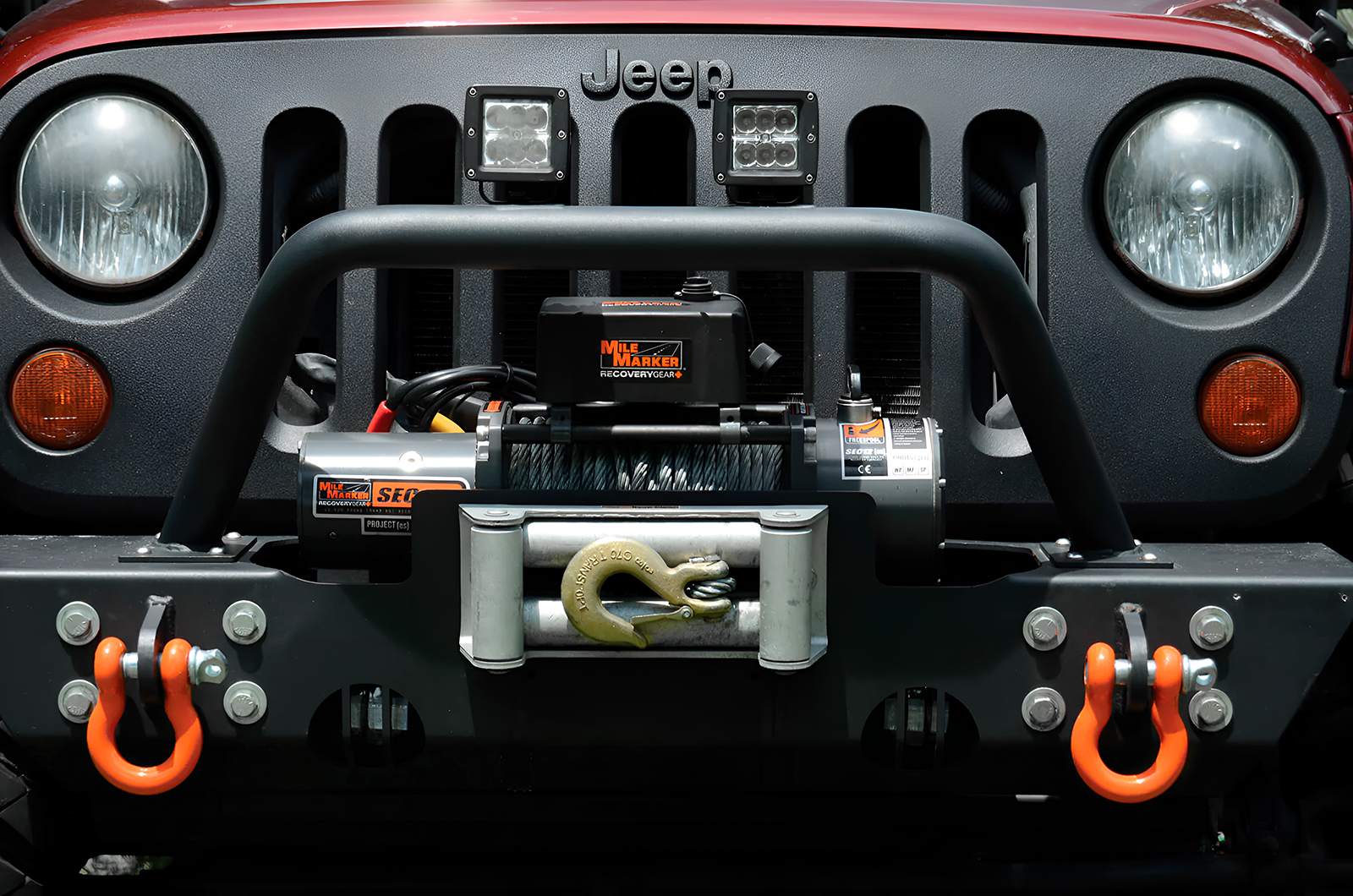 Malacate Eléctrico Mile Marker 12000 lb - 5443 kg 12v