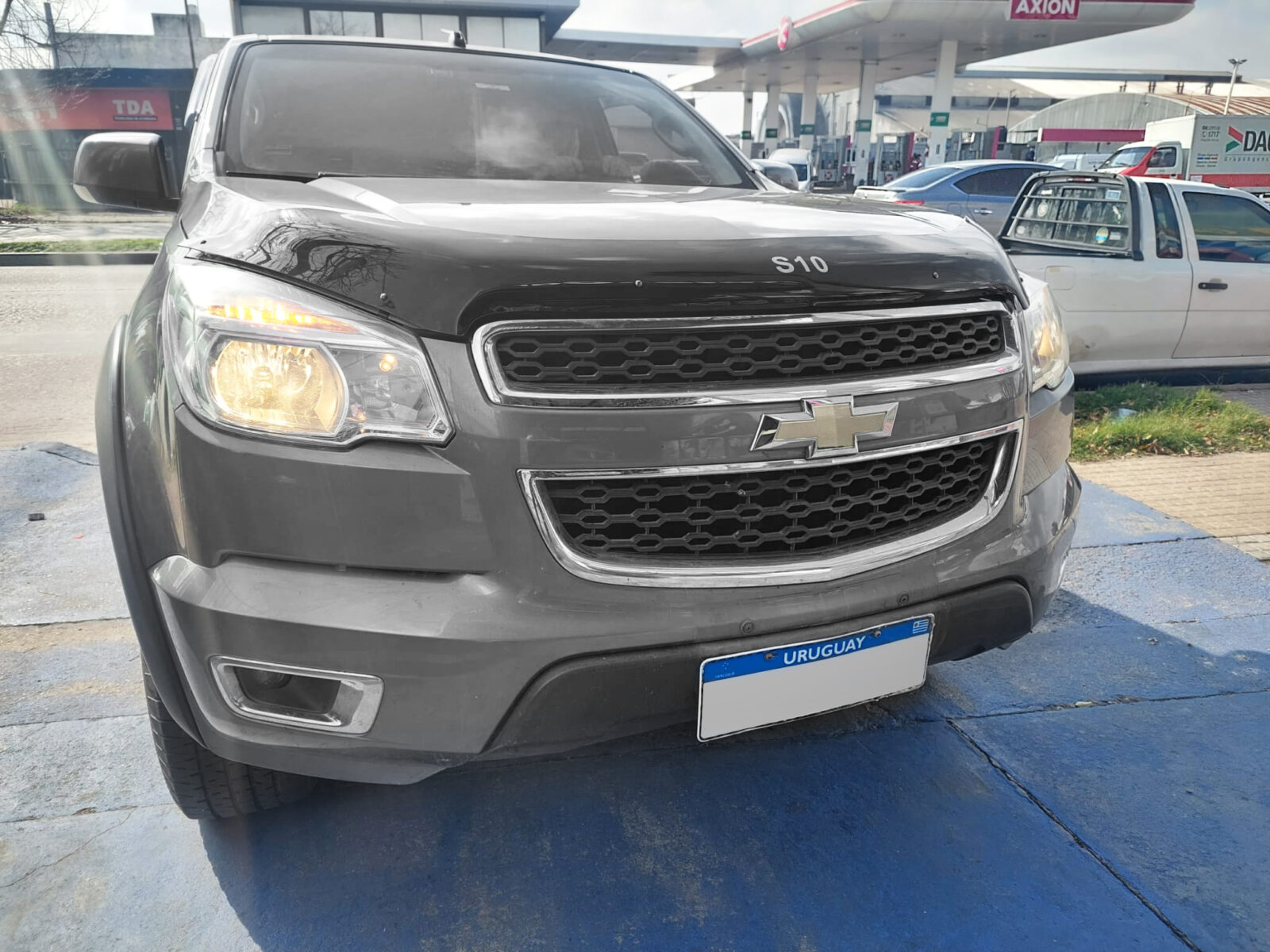 Deflector De Capó Spaco Chevrolet S10 (Colorado) 2012-2017 - Image 3