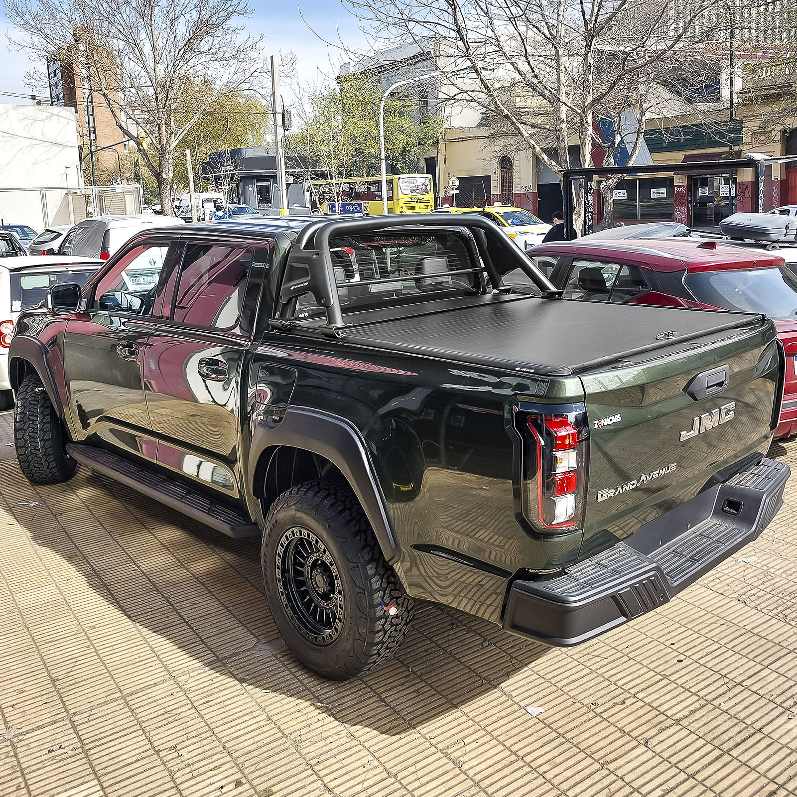 Barra Antivuelco Keko K1 JMC Grand Avenue 2025+ DC Negro - Image 4