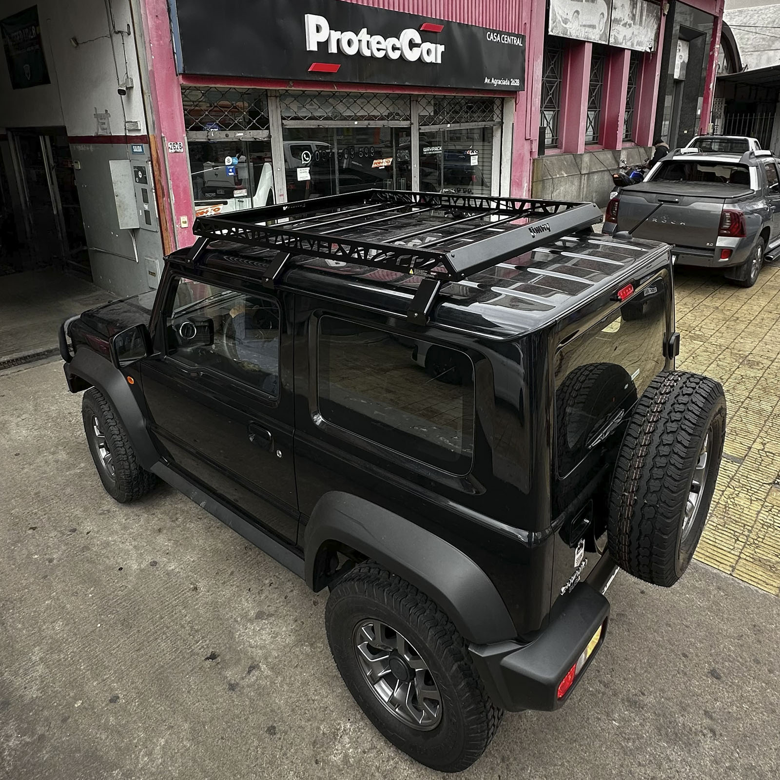 Cansatilla Con Calce Gotero Acero Suzuki Jimny 2018+ Negro - Image 4